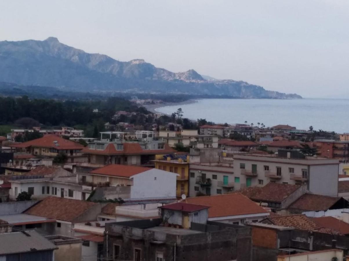 شقة Casa Donna Rosaria Tra Etna E Taormina ريبوسْتو المظهر الخارجي الصورة
