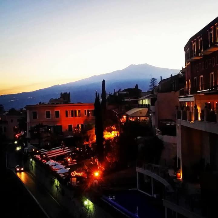 شقة Casa Donna Rosaria Tra Etna E Taormina ريبوسْتو المظهر الخارجي الصورة